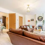 4 Bed In Oc-82616 * וויטבי