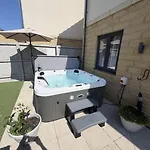 Ferienhaus 4 Bed In Oc-82616 Whitby