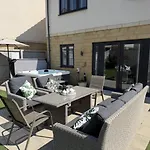 4 Bed In Oc-82616 휫비
