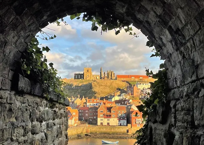 Holiday home 4 Bed In Oc-82616 Whitby