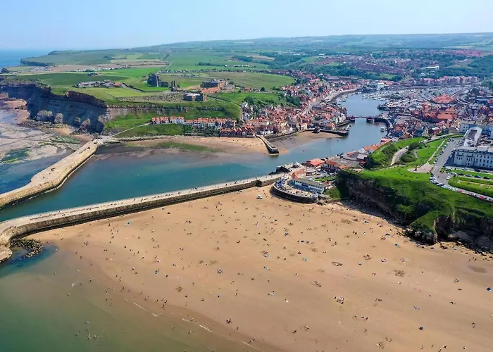 4 Bed In Oc-82616 * Whitby